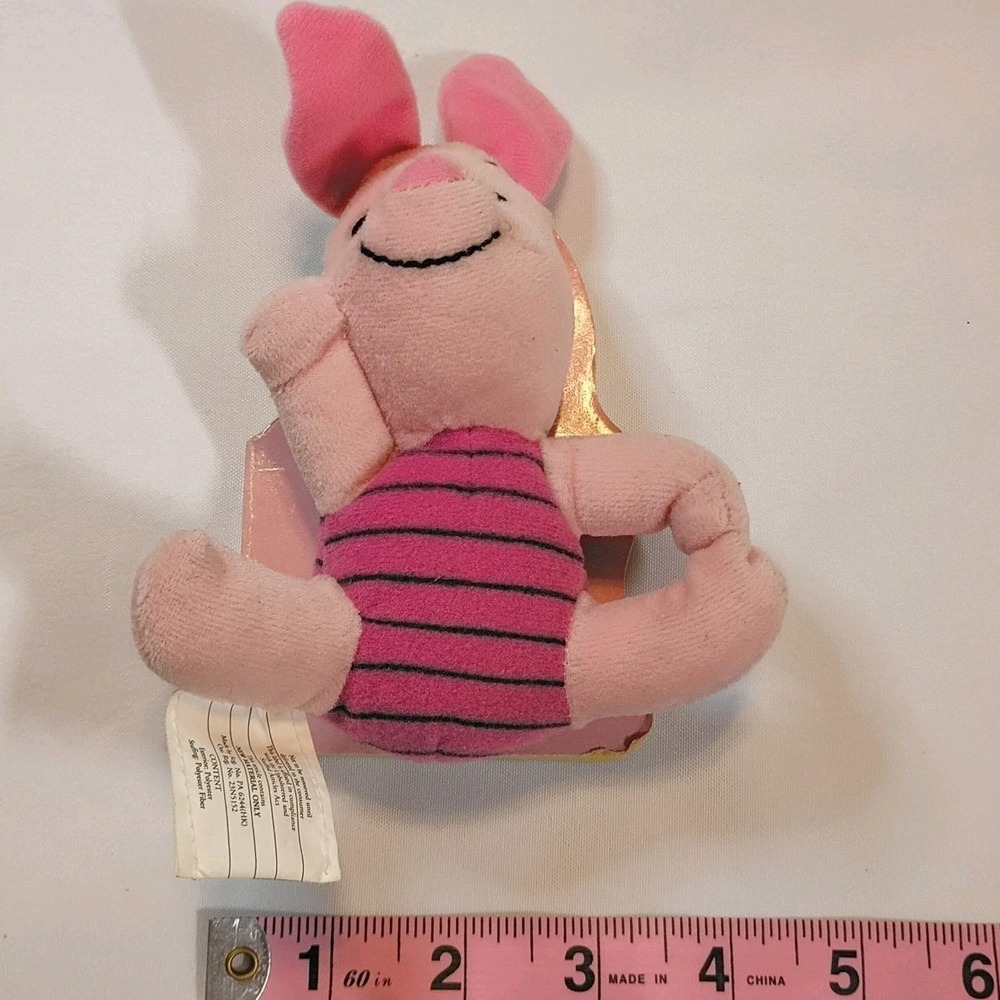 Vintage 1997 Piglet Disney Winnie the Pooh Friendly Tales Plush Doll & Book‎ 90s - Picture 9 of 10